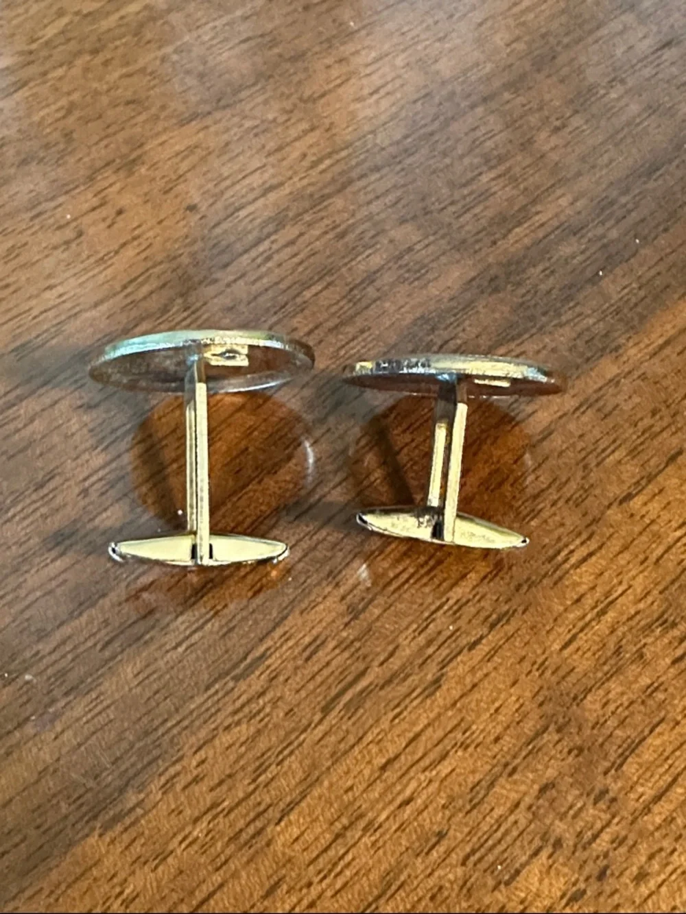 Vintage‎ Mid Century Round Disc Gold Tone Cufflinks with Fleur De Lis design